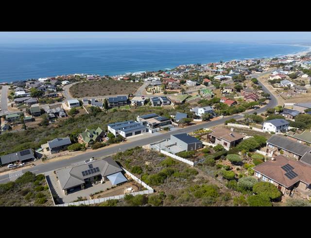 1,198M² VACANT LAND FOR SALE IN DANA BAY